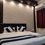 Hotel Mahadev Inn